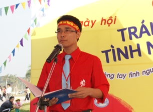 Chử Nhất Hợp, le chef du programme de don sanguin
